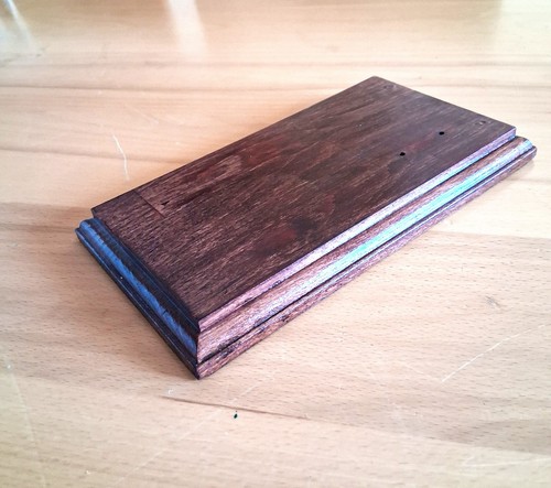Holzsockel mahagonifarben - holzsockel,,