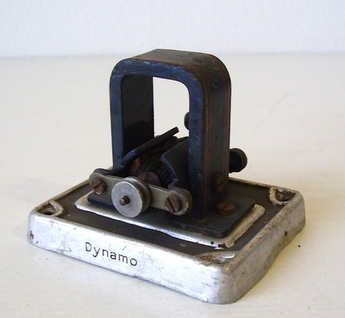 Antiker dampfmaschinen dynamo - dampfmaschinen,