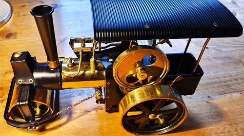Dampfwalze funktionierende - –,