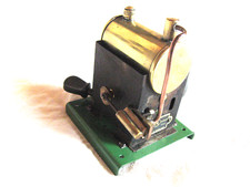 Miniaturdampfmaschine aus